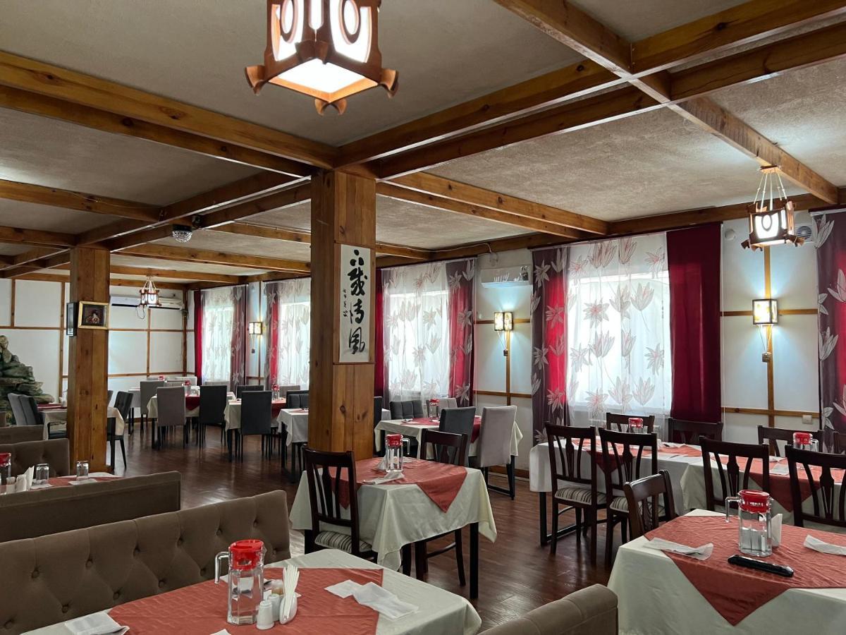 Green Hotel Atyrau Exterior photo